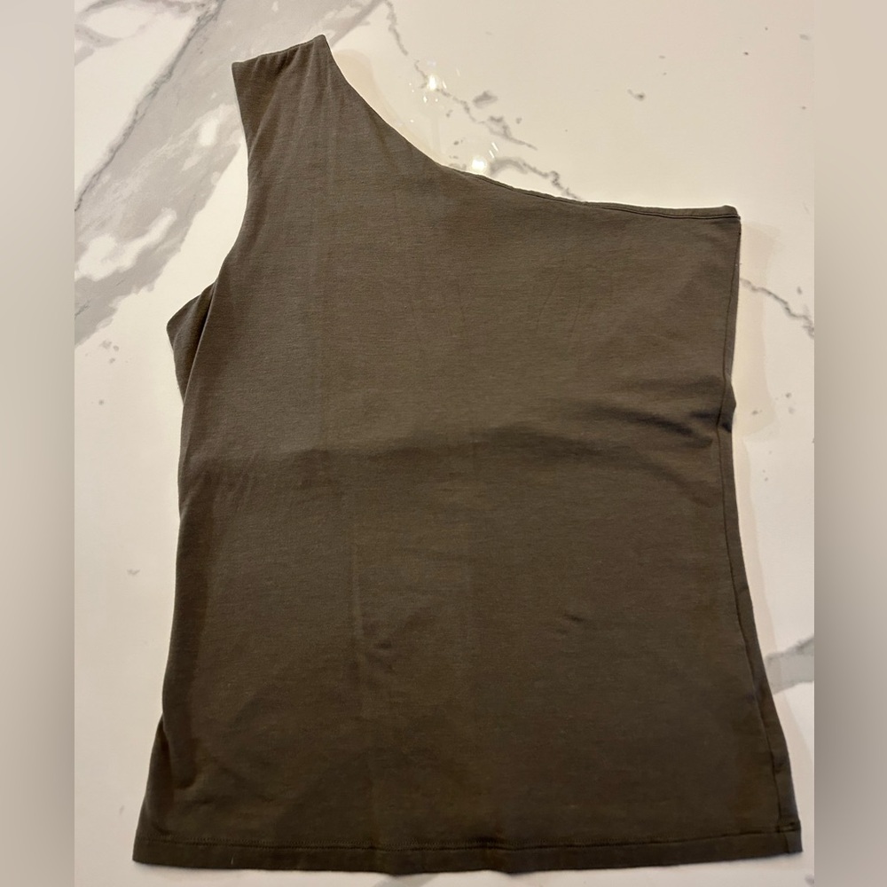 Cuyana One-Shoulder Top in Olive